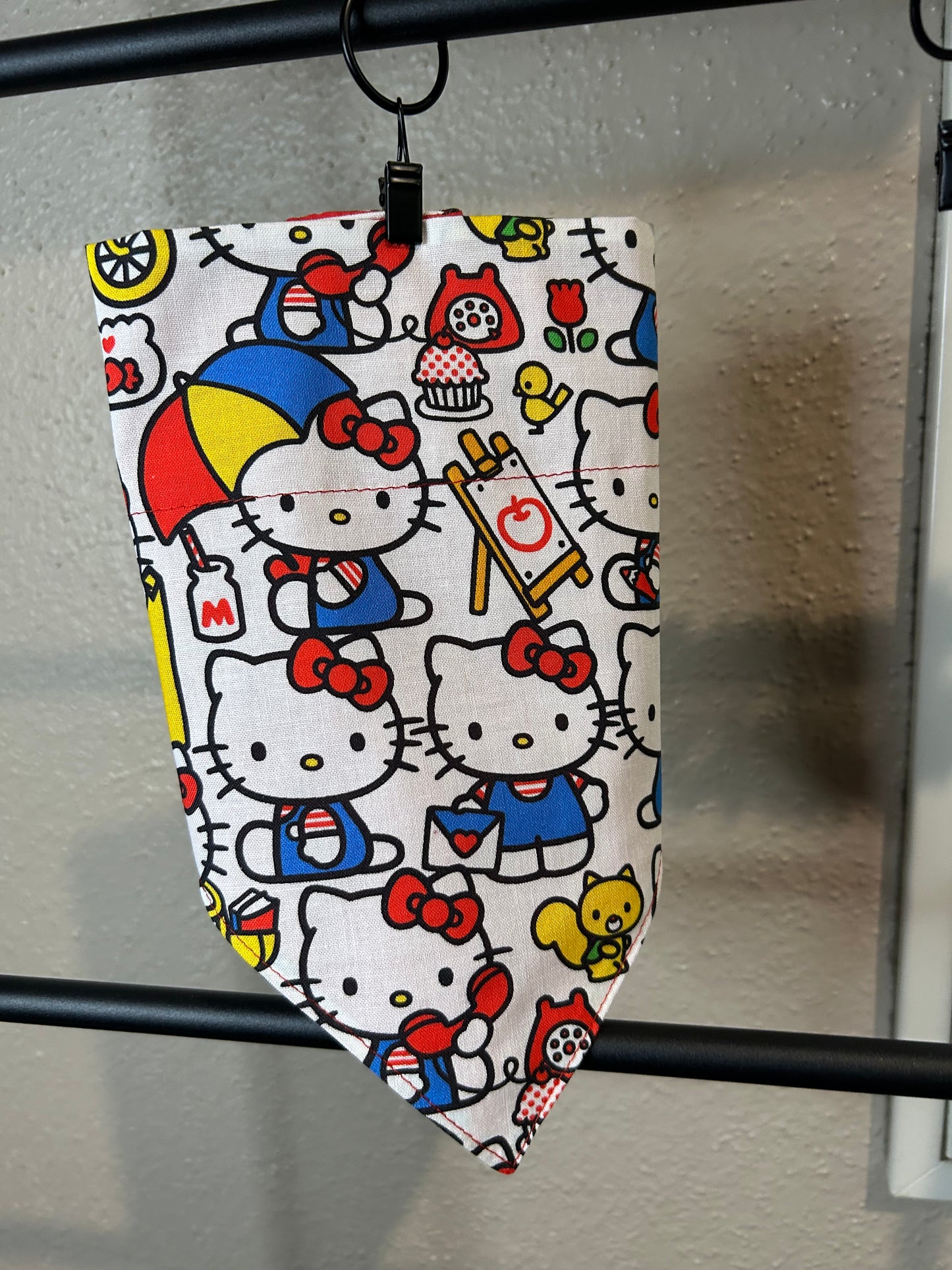 Hello Kitty (White/Red))