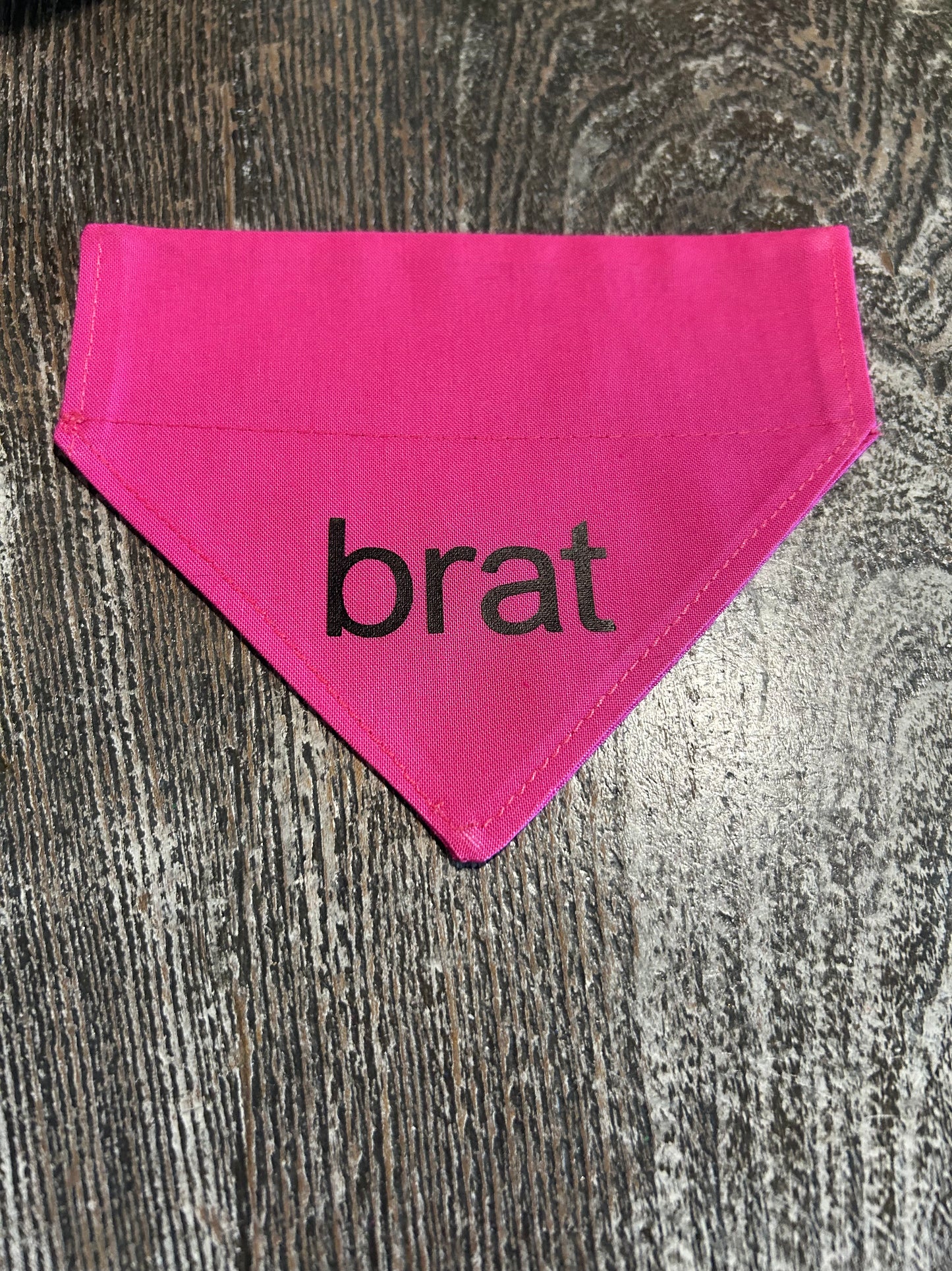 brat (Pink)